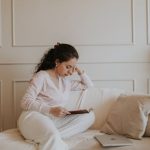 Myöhään yöllä käydyt keskustelut ovat avainasemassa syvällisille ihmissuhteille